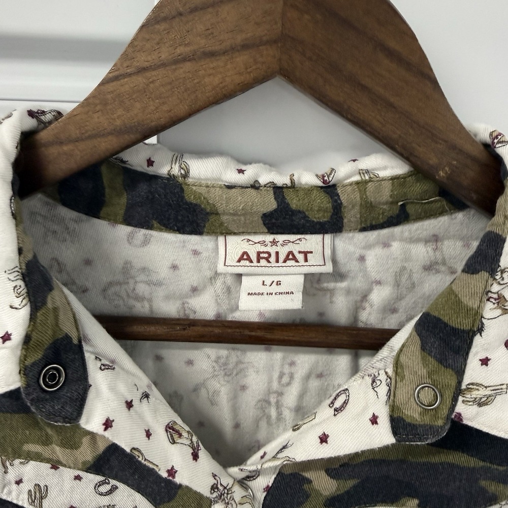 Ariat Western Snap Shirt Womens Large Cowboy Print Camo Yoke Rodeo - Picture 3 of 10